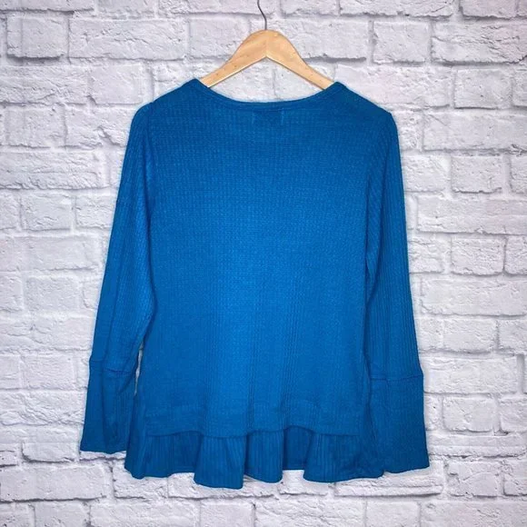 Wrangler Medium M Blue Waffle Thermal Knit Ruffle Floral Embroidered Top Shirt - Picture 3 of 5